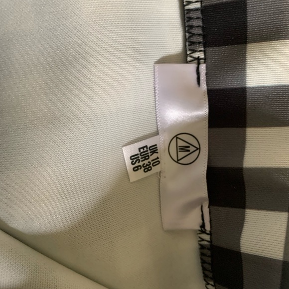 3/25$💓 Missguided Checkered Frill Bodycon Skirt - Picture 4 of 6